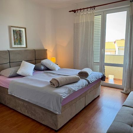 Apartments Maricic Banjol Extérieur photo
