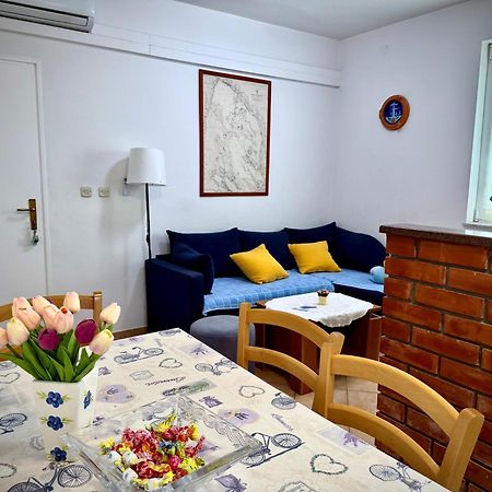 Apartments Maricic Banjol Extérieur photo