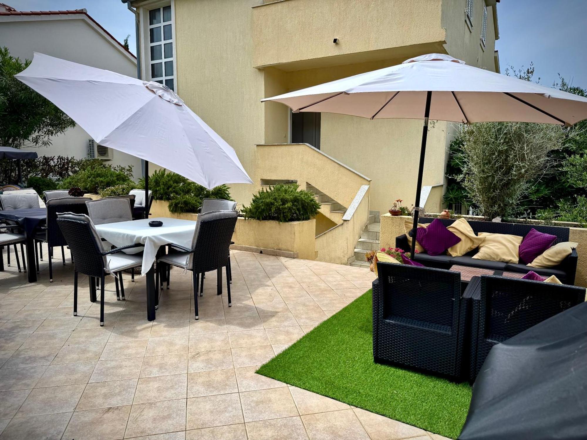 Apartments Maricic Banjol Extérieur photo