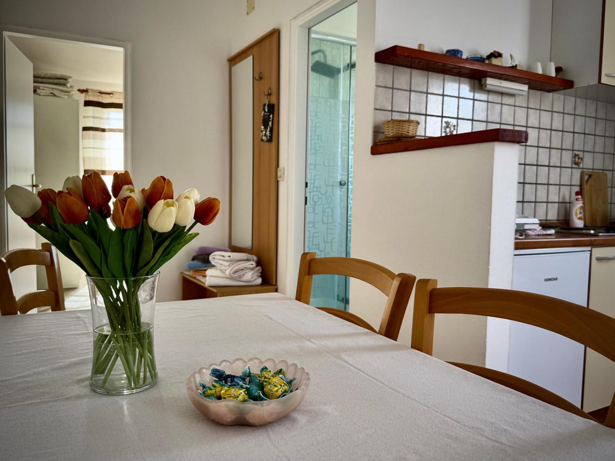 Apartments Maricic Banjol Extérieur photo